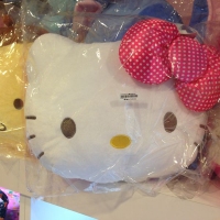 12寸KITTY頭型抱枕